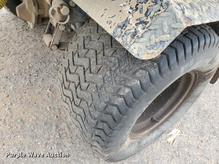 image for item GK9986 2005 Cushman Truckster  utility vehicle