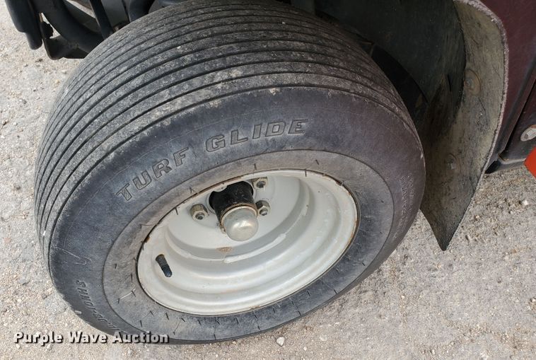 image for item GK9986 2005 Cushman Truckster  utility vehicle