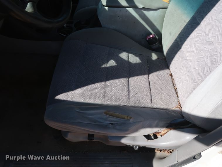 image for item GS9832 1999 Ford Explorer XLT  SUV