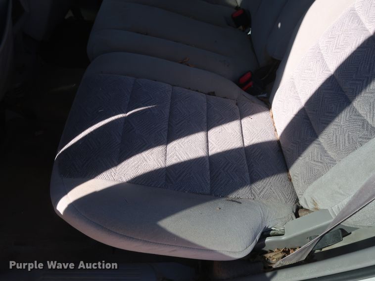 image for item GS9832 1999 Ford Explorer XLT  SUV