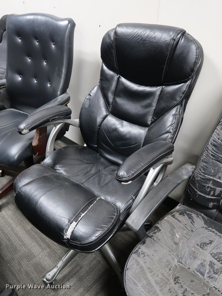 image for item IC9631 (28) chairs