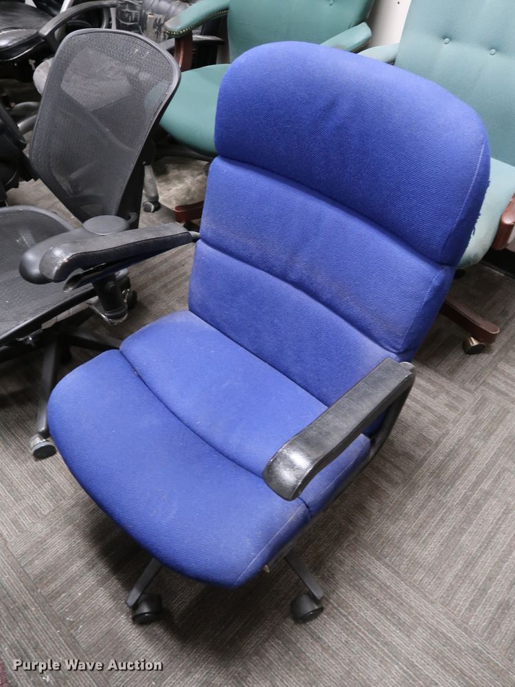 image for item IC9631 (28) chairs