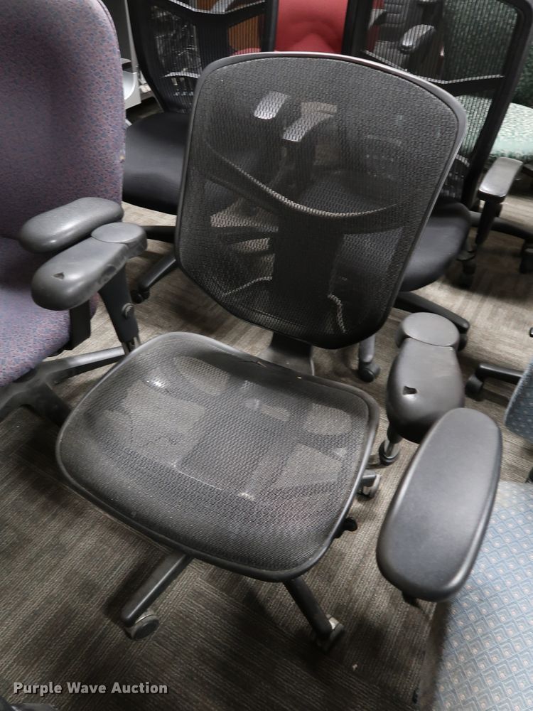 image for item IC9631 (28) chairs