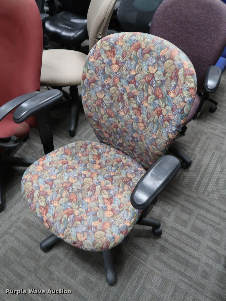 image for item IC9631 (28) chairs
