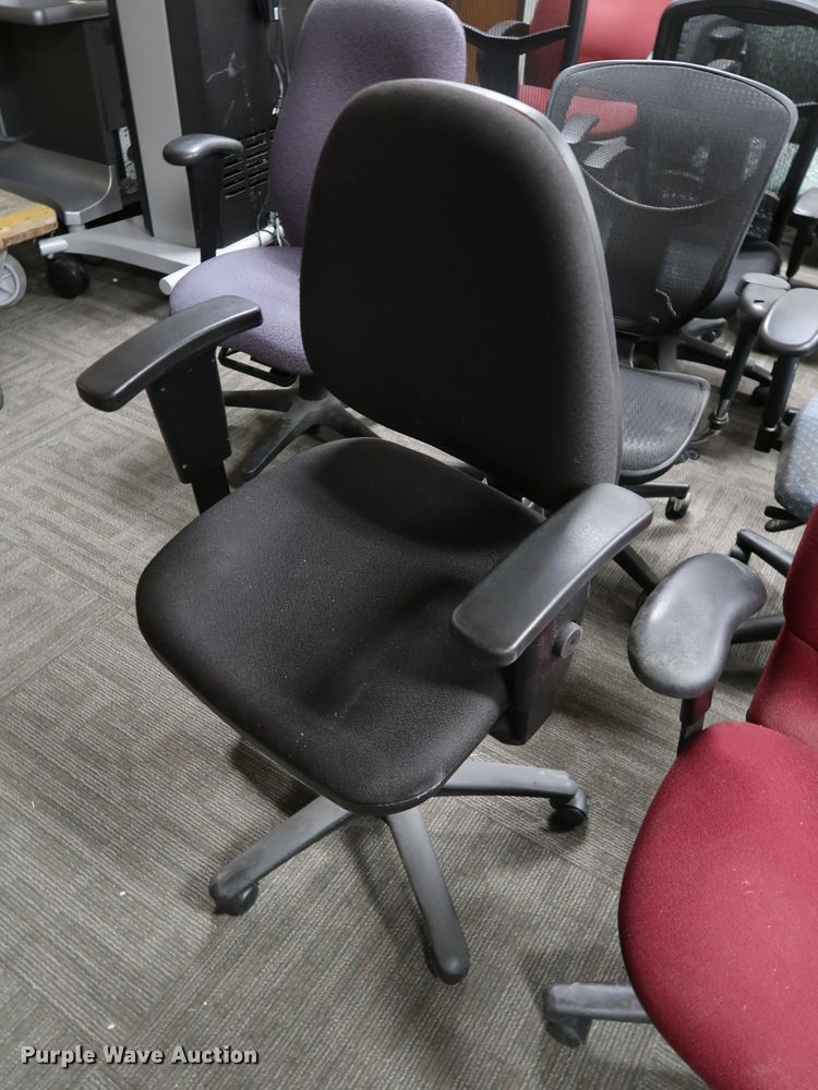 image for item IC9631 (28) chairs
