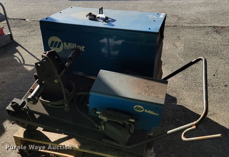 image for item ID9193 Miller Deltaweld 652 welder