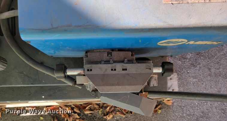 image for item ID9193 Miller Deltaweld 652 welder