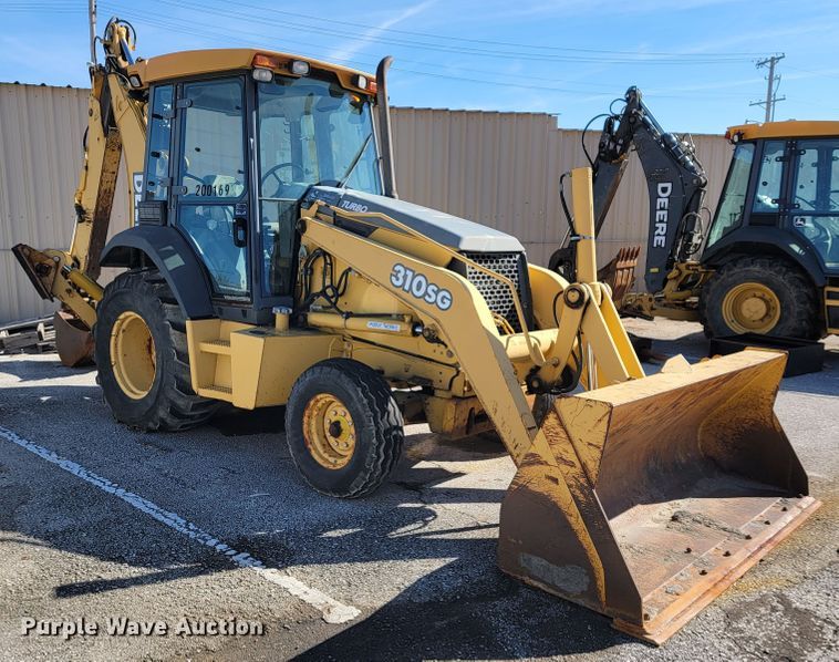 image for item ID9206 2001 John Deere 310SG  backhoe