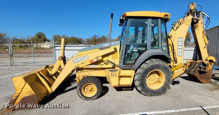 image for item ID9206 2001 John Deere 310SG  backhoe