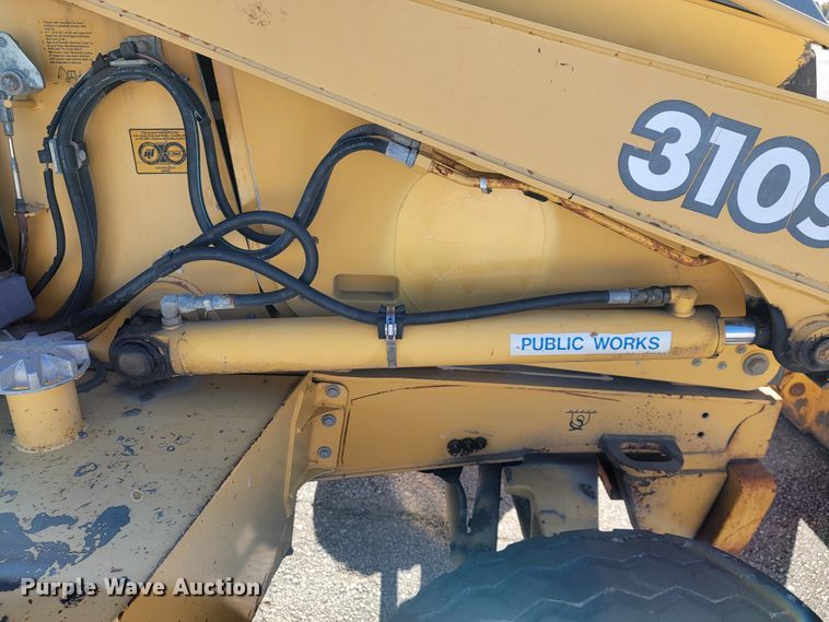 image for item ID9206 2001 John Deere 310SG  backhoe