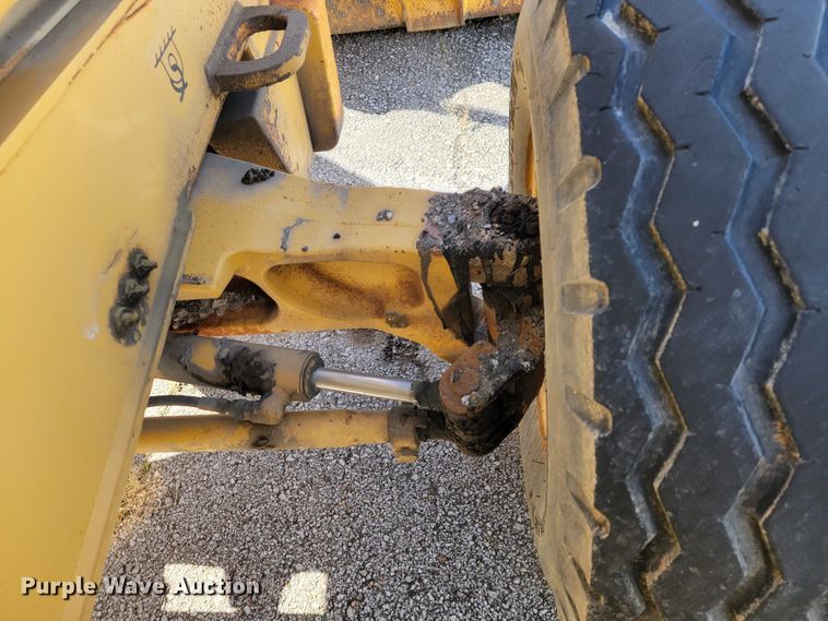 image for item ID9206 2001 John Deere 310SG  backhoe
