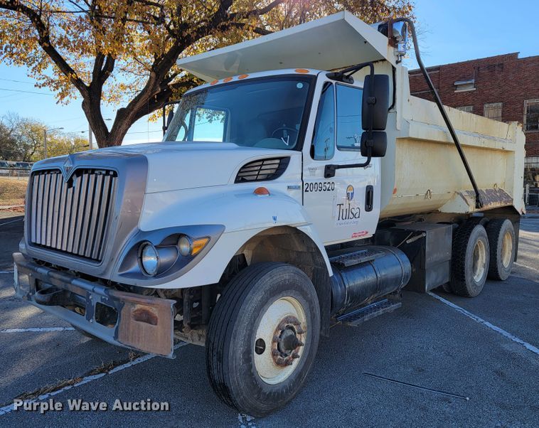 image for item ID9215 2009 International WorkStar 7400  dump truck