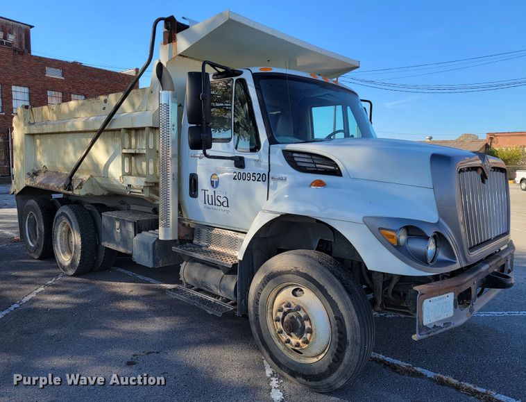 image for item ID9215 2009 International WorkStar 7400  dump truck