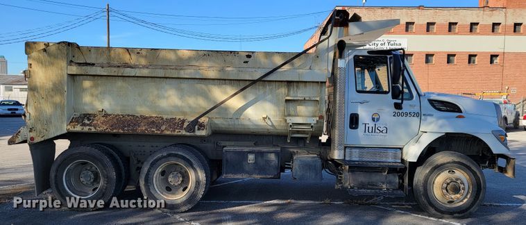 image for item ID9215 2009 International WorkStar 7400  dump truck