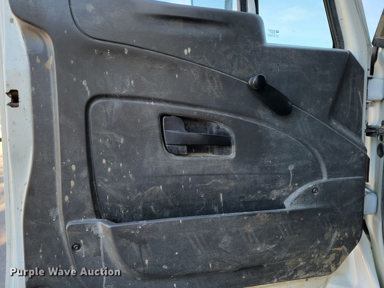 image for item ID9215 2009 International WorkStar 7400  dump truck