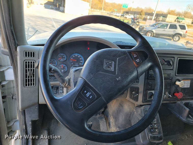 image for item ID9215 2009 International WorkStar 7400  dump truck