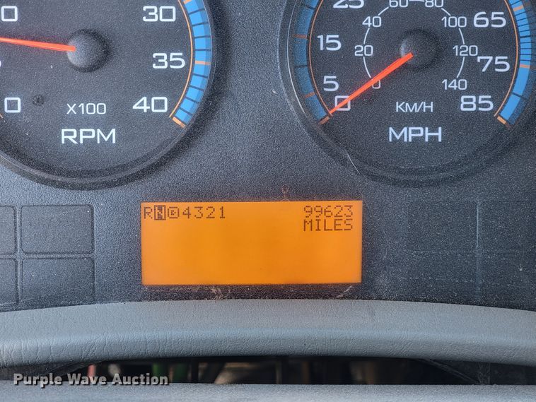 image for item ID9215 2009 International WorkStar 7400  dump truck