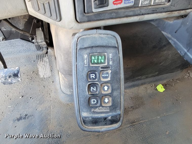 image for item ID9215 2009 International WorkStar 7400  dump truck