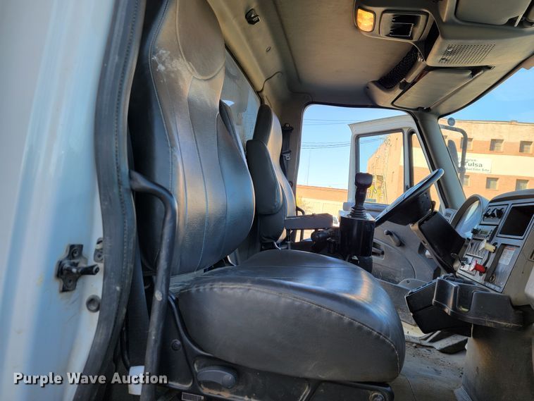 image for item ID9215 2009 International WorkStar 7400  dump truck