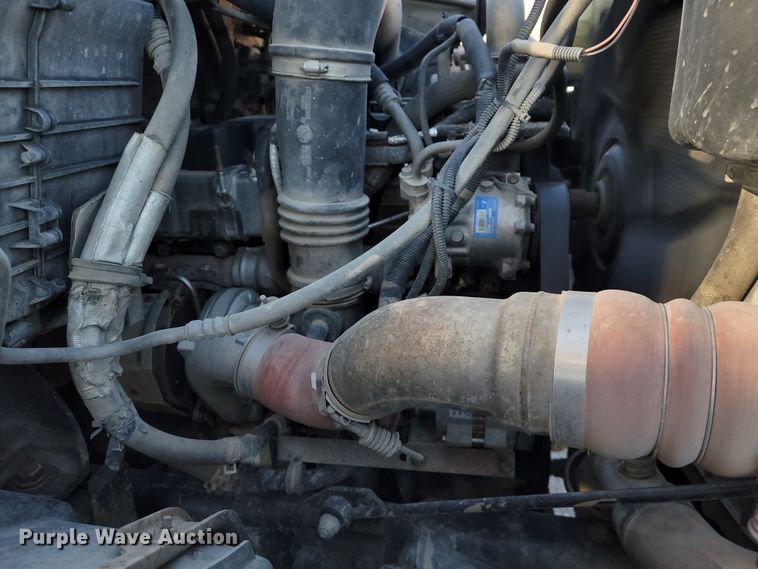 image for item ID9215 2009 International WorkStar 7400  dump truck