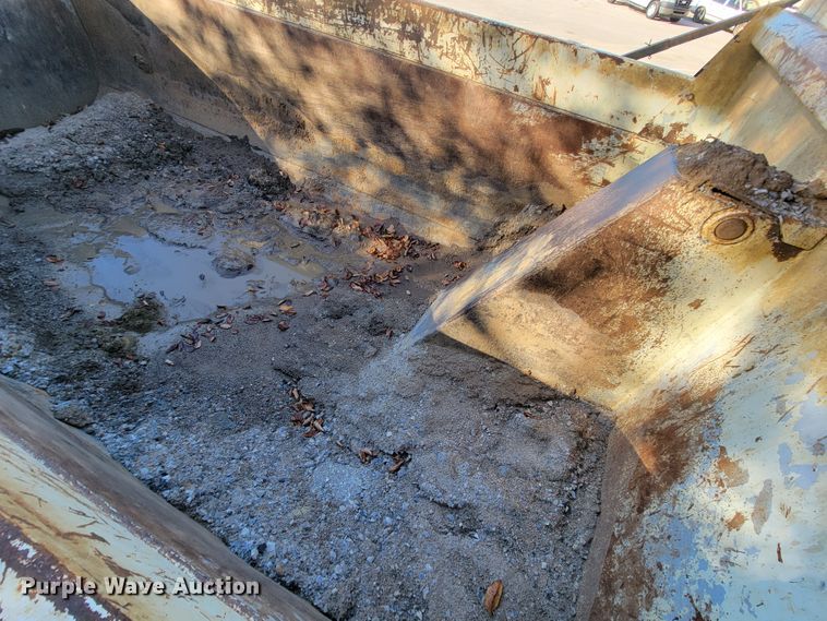 image for item ID9215 2009 International WorkStar 7400  dump truck