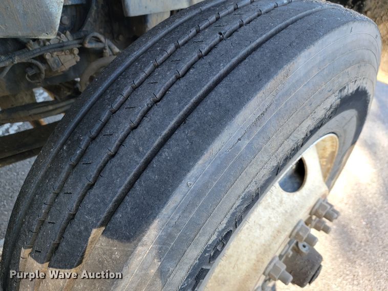 image for item ID9215 2009 International WorkStar 7400  dump truck