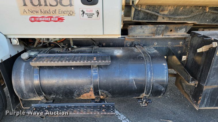 image for item ID9216 2009 International WorkStar 7400  dump truck