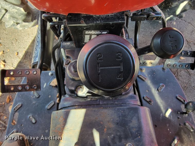 image for item ID9220 2001 Massey Ferguson 243  tractor