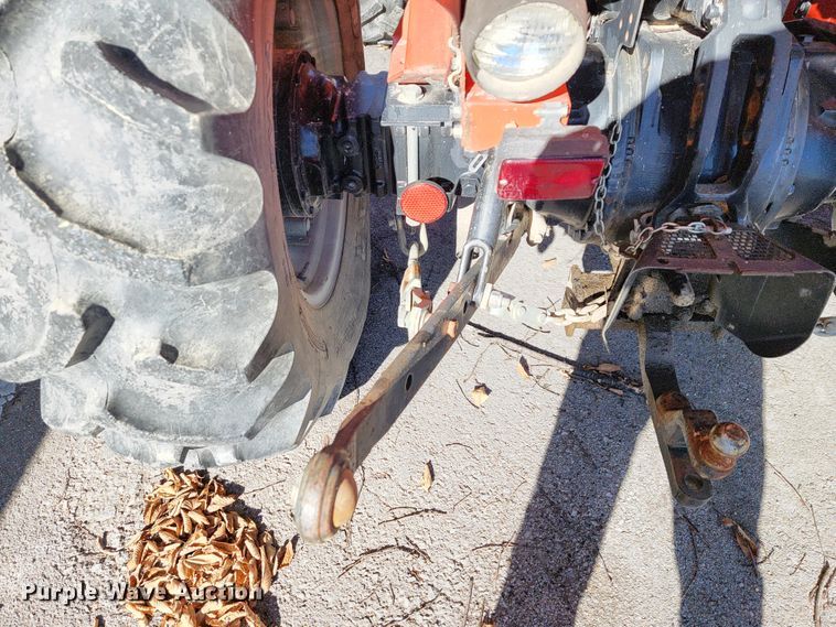 image for item ID9220 2001 Massey Ferguson 243  tractor