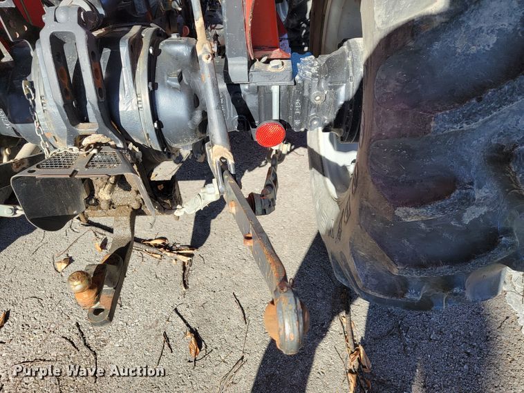 image for item ID9220 2001 Massey Ferguson 243  tractor