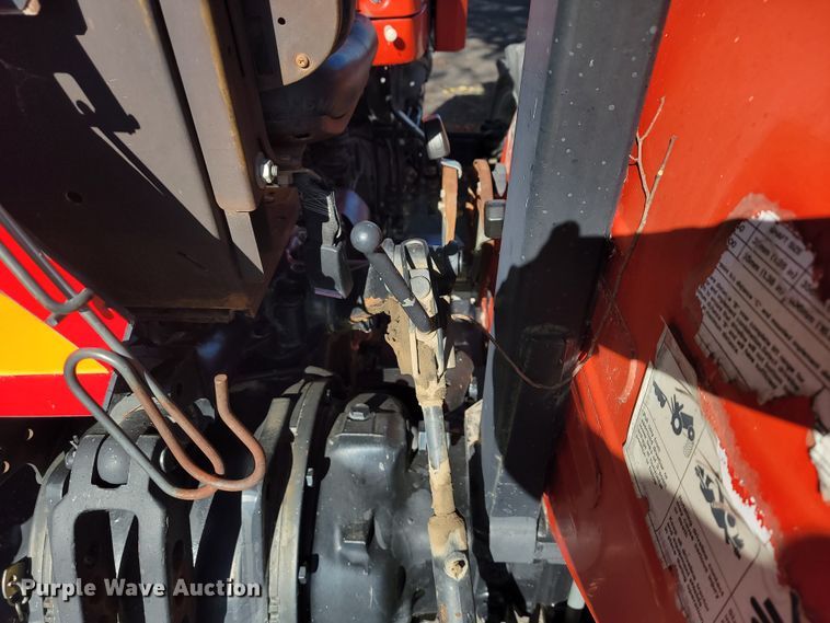 image for item ID9220 2001 Massey Ferguson 243  tractor