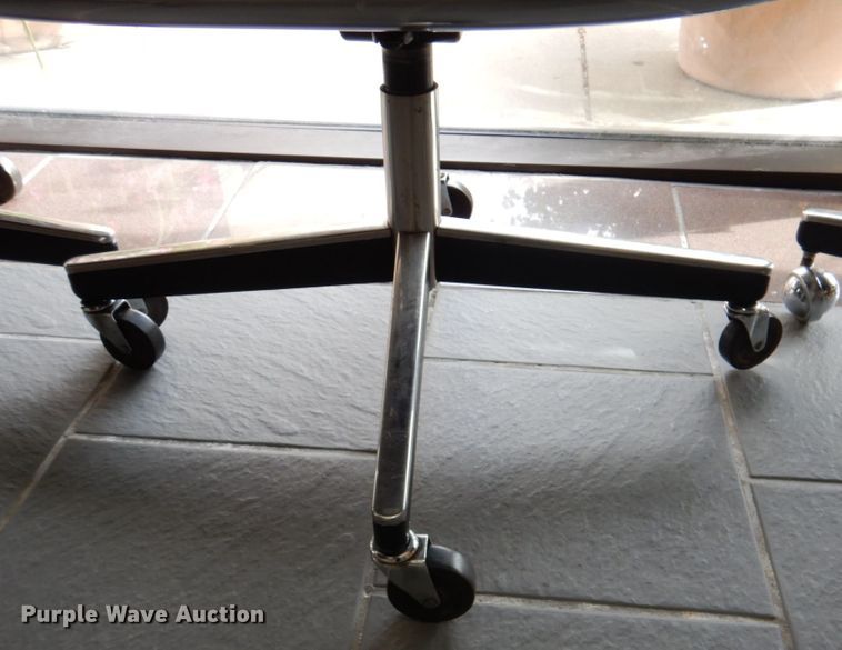 image for item IH9084 (17) chairs