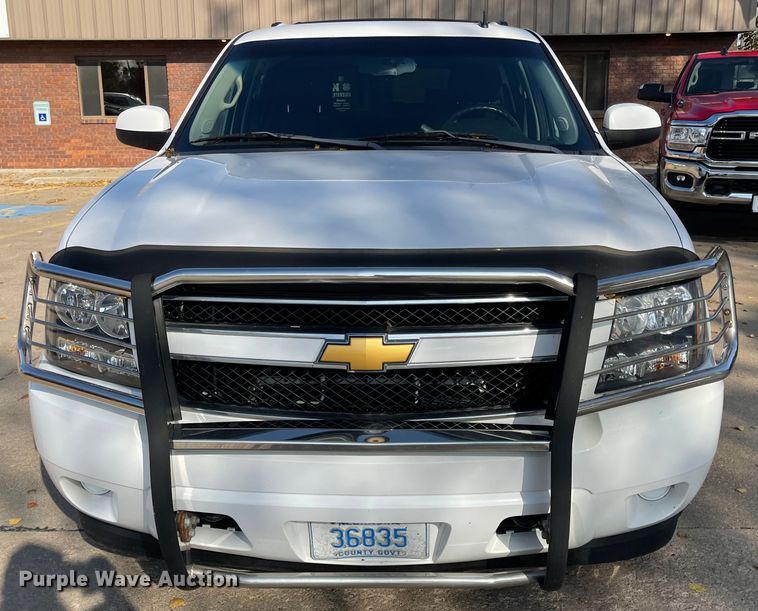 image for item IK9647 2012 Chevrolet Suburban 1500  SUV