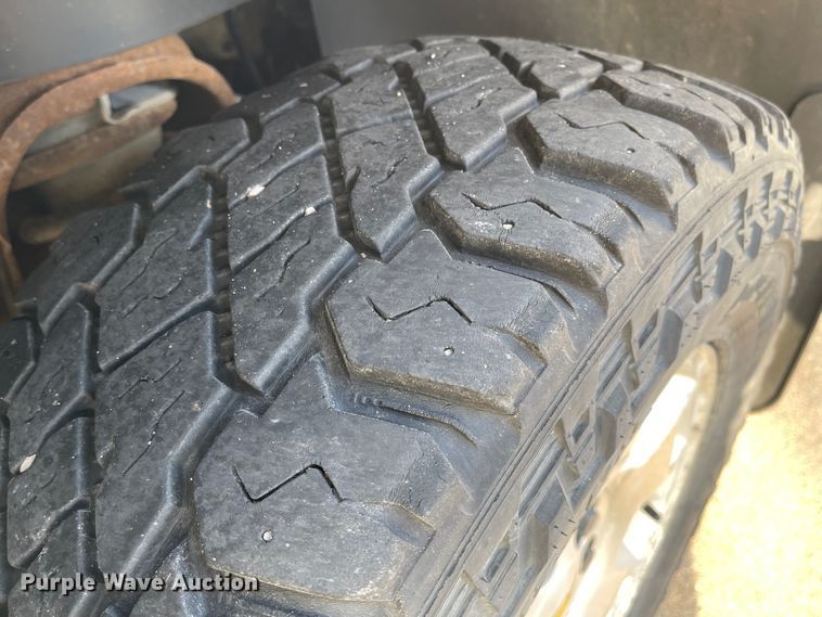 image for item IK9647 2012 Chevrolet Suburban 1500  SUV