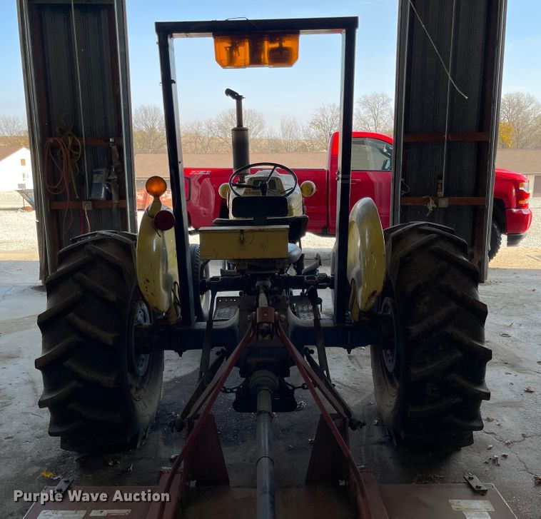 image for item IK9649 Ford 3500  tractor