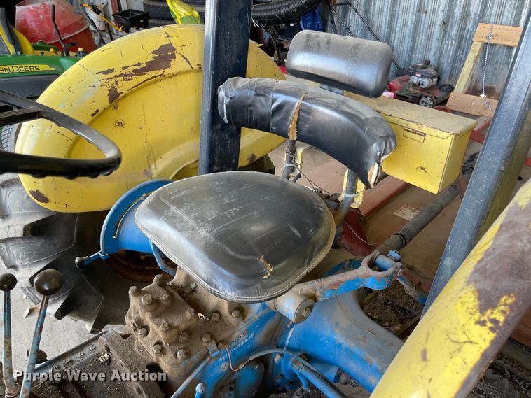 image for item IK9649 Ford 3500  tractor