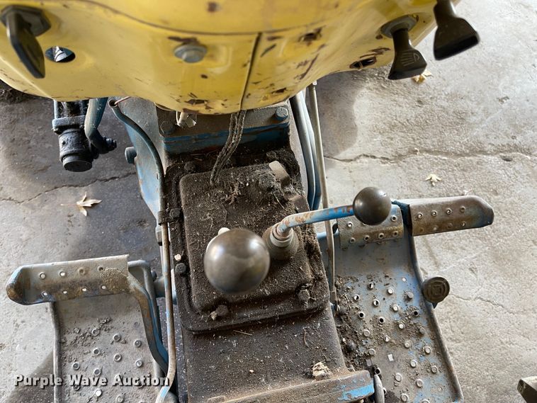 image for item IK9649 Ford 3500  tractor