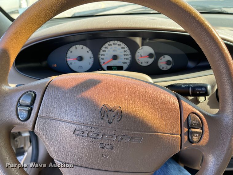 image for item IK9667 2000 Dodge Stratus