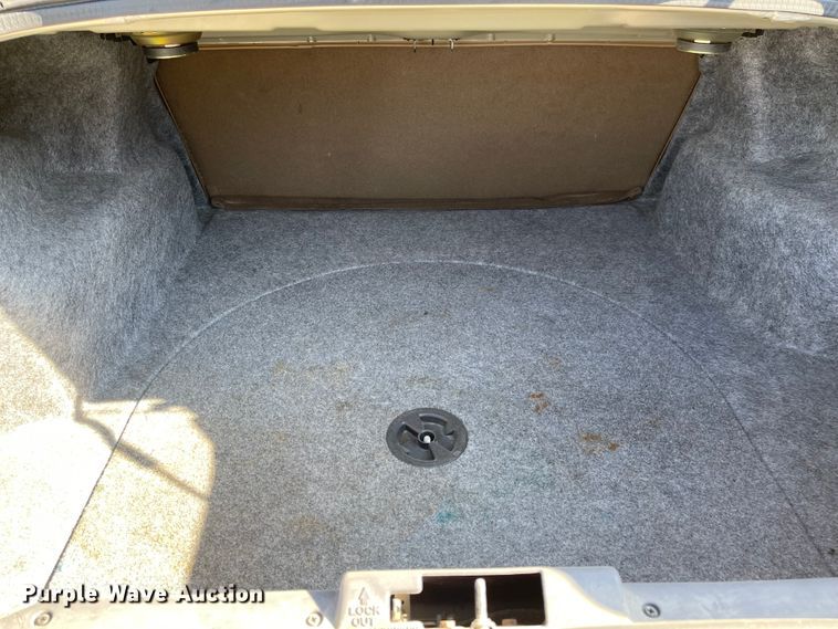 image for item IK9667 2000 Dodge Stratus
