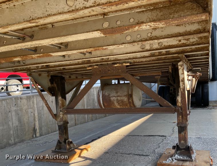 image for item IK9676 1984 Great Dane  dry van trailer