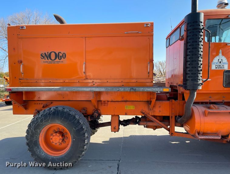 image for item IK9677 1980 Oshkosh P23232  snow blower truck
