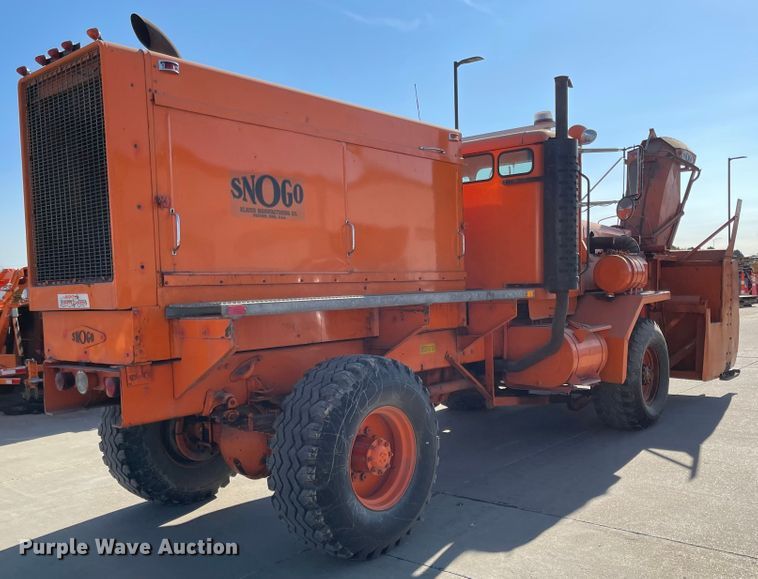 image for item IK9677 1980 Oshkosh P23232  snow blower truck