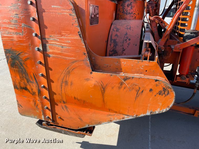 image for item IK9677 1980 Oshkosh P23232  snow blower truck