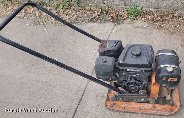 image for item IV9632 Plate compactor