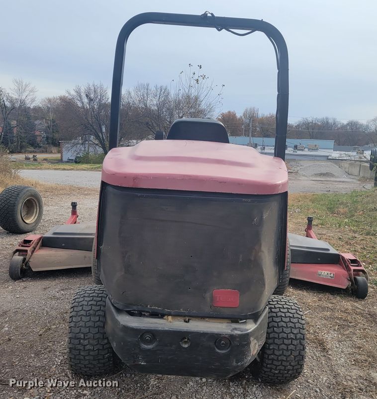 image for item IV9633 Toro Groundsmaster 455D  lawn mower