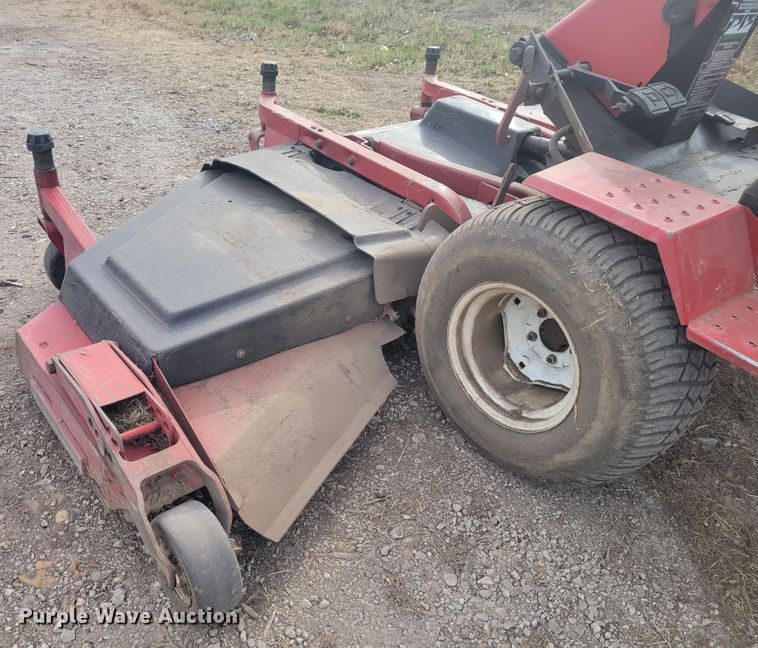 image for item IV9633 Toro Groundsmaster 455D  lawn mower