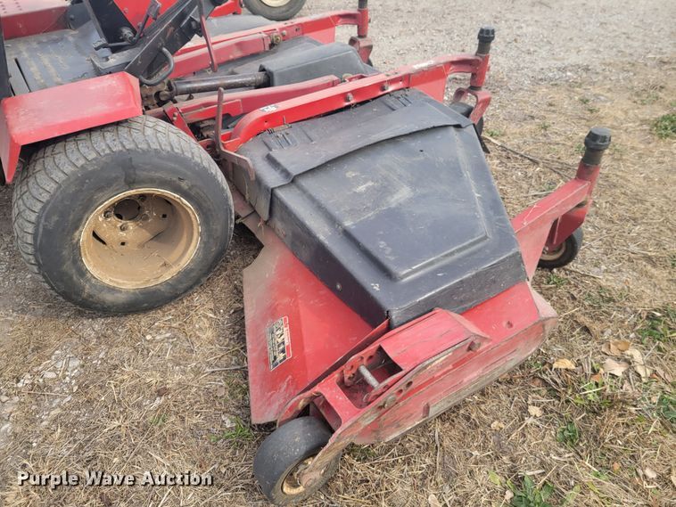 image for item IV9633 Toro Groundsmaster 455D  lawn mower