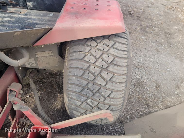 image for item IV9633 Toro Groundsmaster 455D  lawn mower