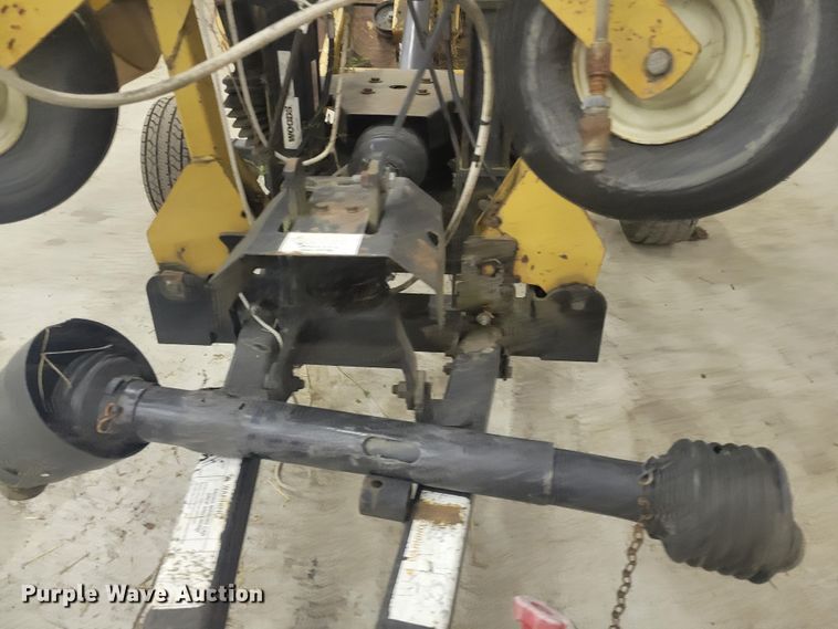 image for item IV9634 Woods 9204RD  batwing finish mower