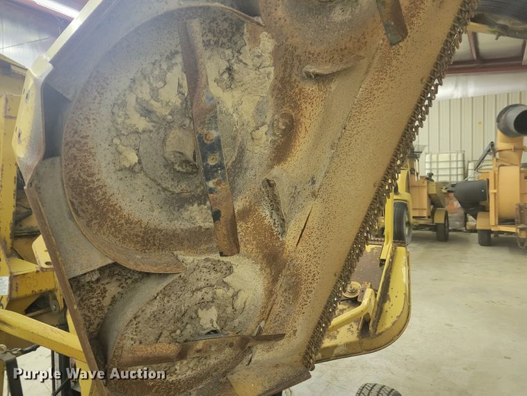 image for item IV9634 Woods 9204RD  batwing finish mower